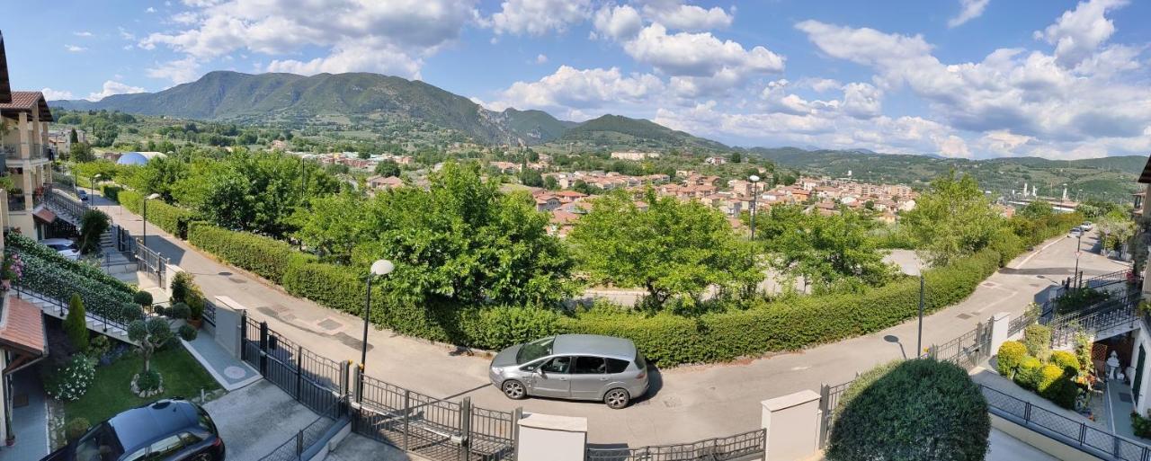 Tana Per Gli Ospiti Apartment Terni Luaran gambar
